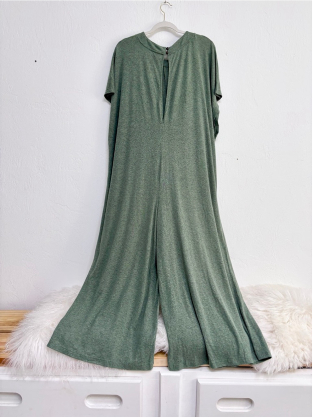 Women's FP Beach Green Short Sleeve Jumpsuit XS Oversized Linen blend - Picture 2 of 10